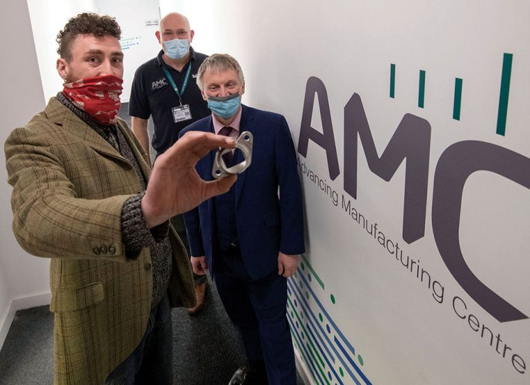 Advancing Manufacturing Centre welcomes Minister to showcase innovation