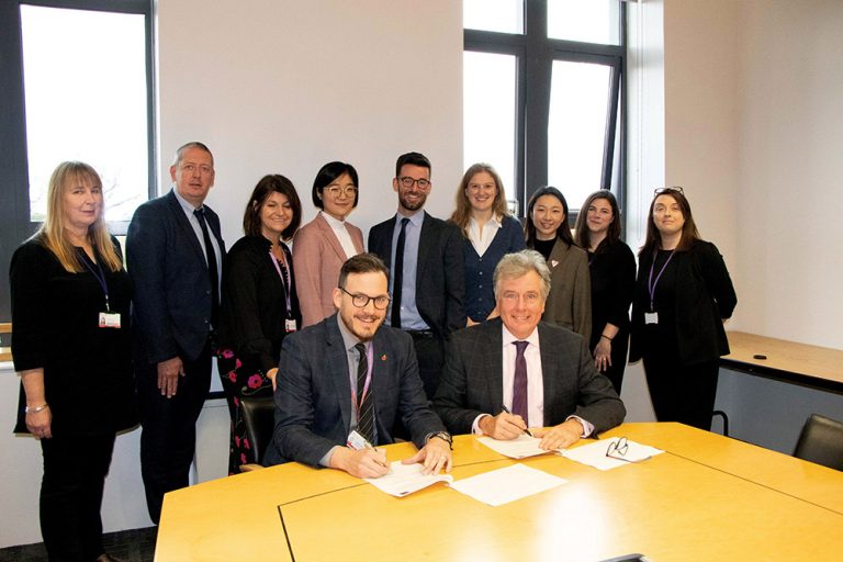 Edinburgh College signs new partnership to support development of early years sector in China