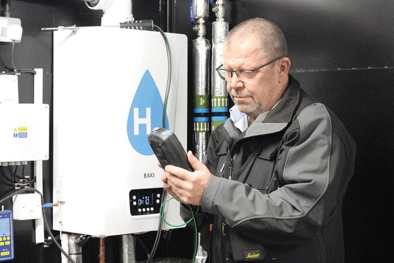 Fife College and gas distribution company SGN set to open the UK’s first-ever hydrogen training facility for gas engineers